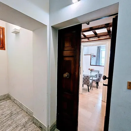 Piazza Di Spagna Heart Of Location Apartment Rome